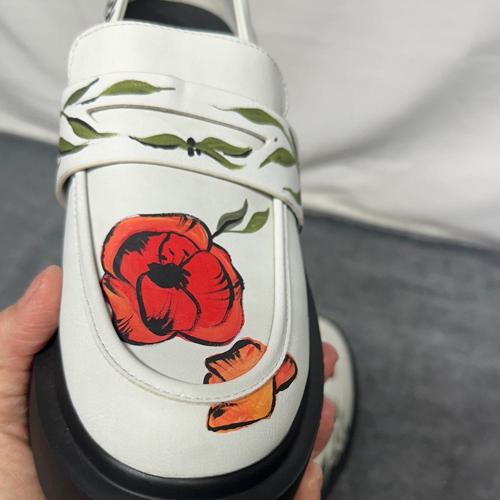 Wild Fable Hand Painted Floral Loafers with Red and Orange Blooms NWOT - Picture 7 of 10